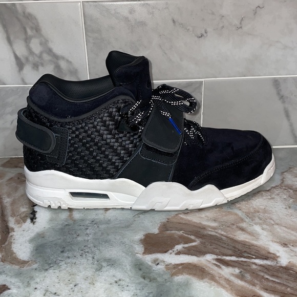2016 Nike Air Trainer Cruz "Black Suede" size 9 Mens Sneakers 775535-004 - Picture 1 of 15